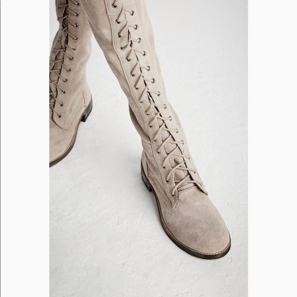 ♦️(SOLD) - Free People - Tennessee Boots - Picture 4 of 7